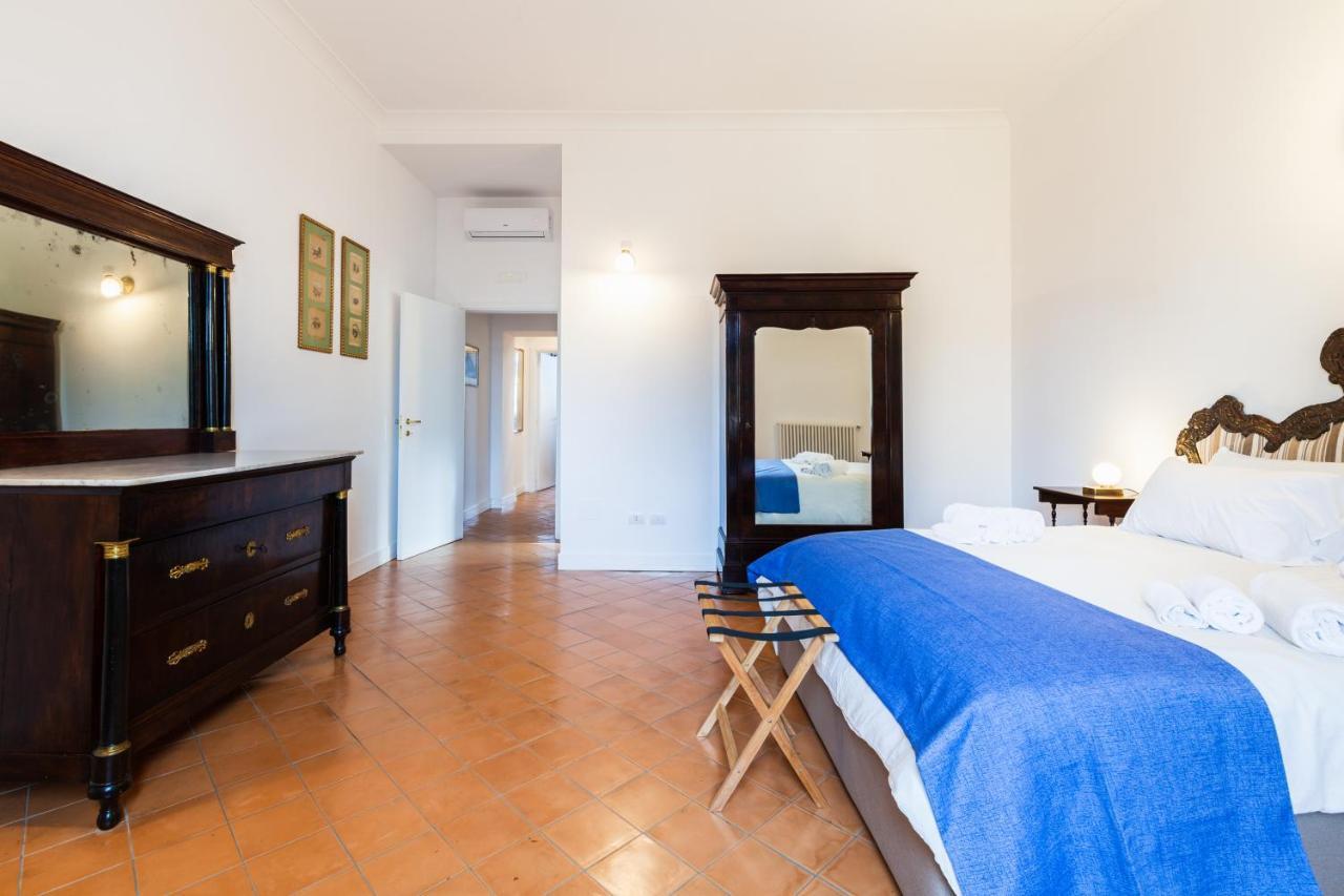 Palazzo Marigliano - Serviced Apartments Neapel Exteriör bild