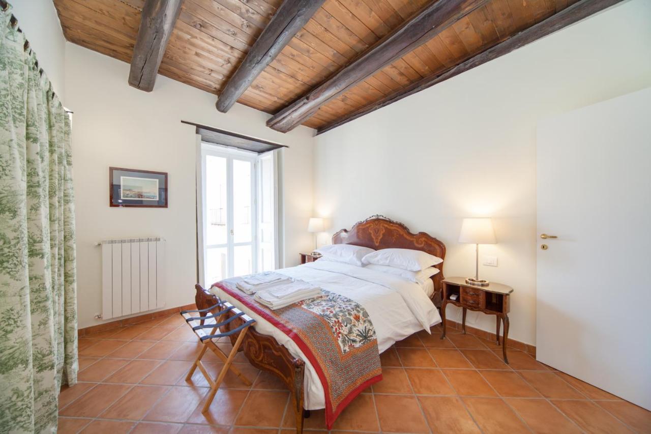 Palazzo Marigliano - Serviced Apartments Neapel Exteriör bild